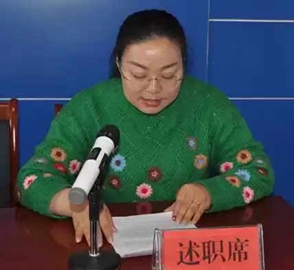 社区班子成员及个人存在的问题和不足，社区班子成员及个人存在的问题