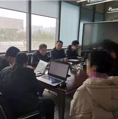 运营者应当制定网络安全事件紧急预案，运营者应当自行委托网络安全服务