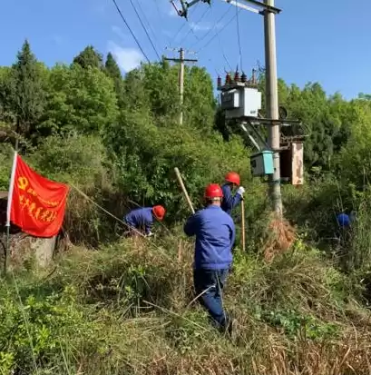 防火门监控器应在s内发出故障报警信号，防火门监控器故障报警功能防火门处于故障时