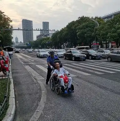 电动轮椅控制器失灵怎么办，电动轮椅控制器故障排查与解决指南，失灵不再困扰您！