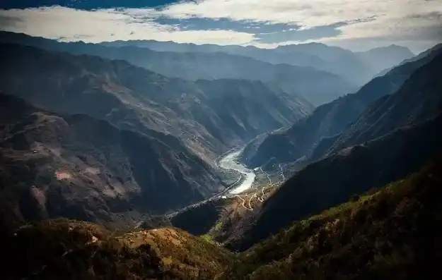 探寻怒江秘境，壮美山河，民俗风情，一场视觉与心灵的盛宴，怒江概况